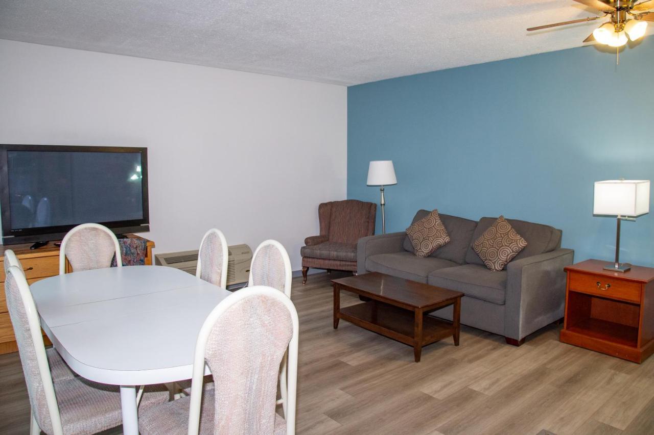 Spanish Villa Resort Penticton Exteriér fotografie