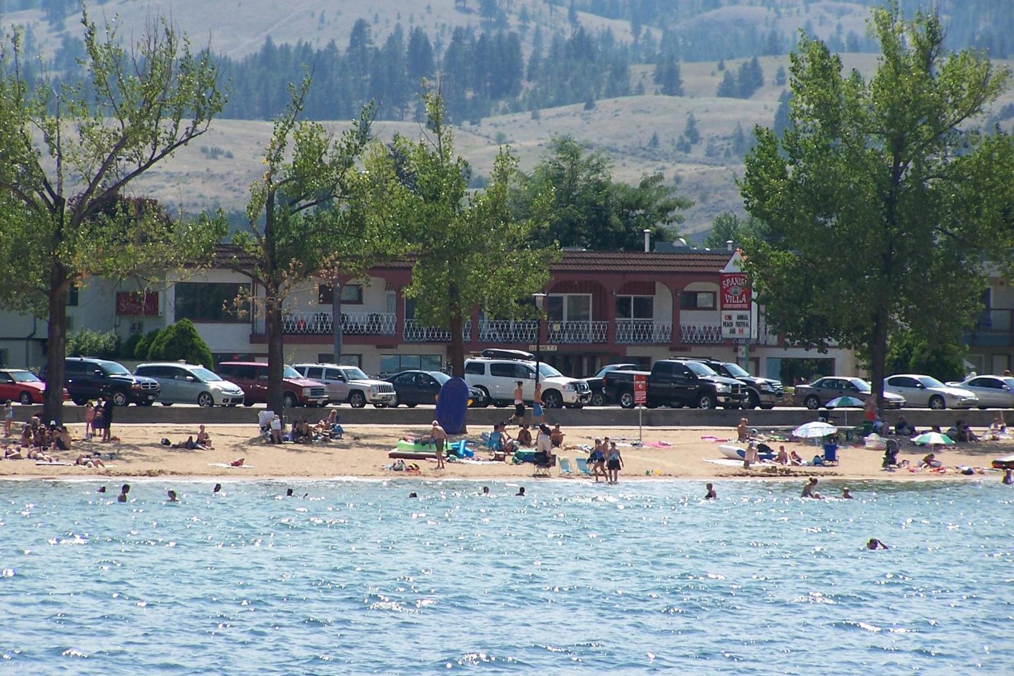 Spanish Villa Resort Penticton Exteriér fotografie